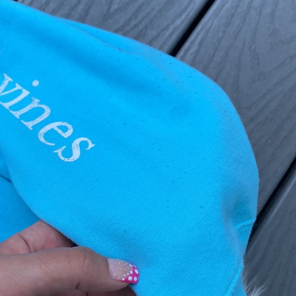 Vineyard Vines blue quarter zip sweatshirt - Picture 4 of 5